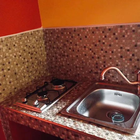 Bed & Breakfast The Flower House Rome