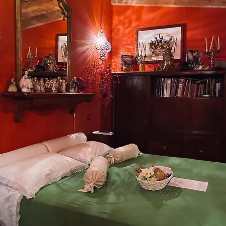 The Flower House Bed & Breakfast Rome